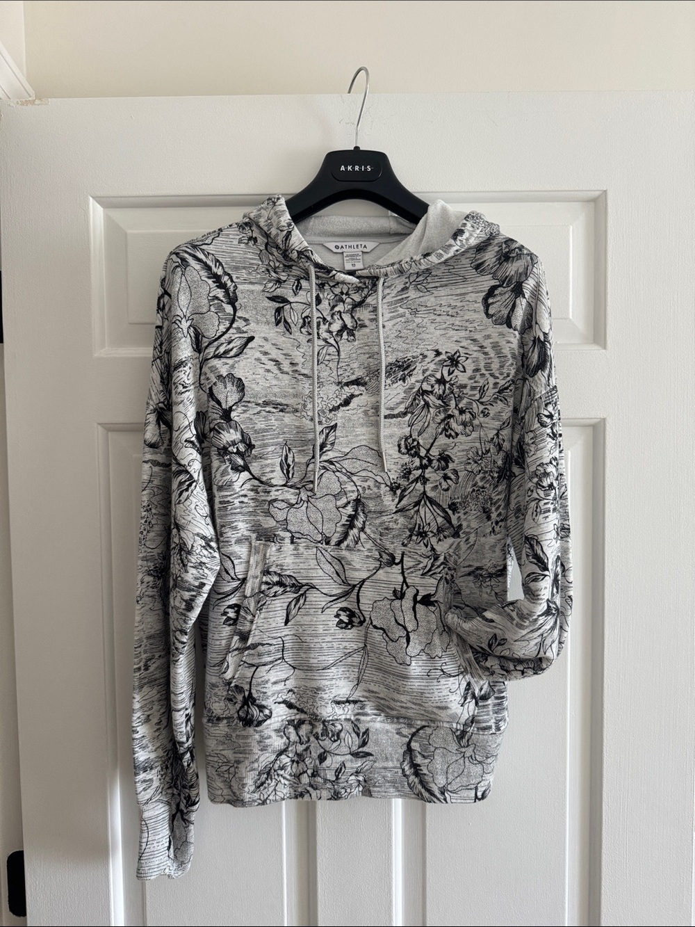 Athleta Gray & Black Floral Hoodie Sweatshirt